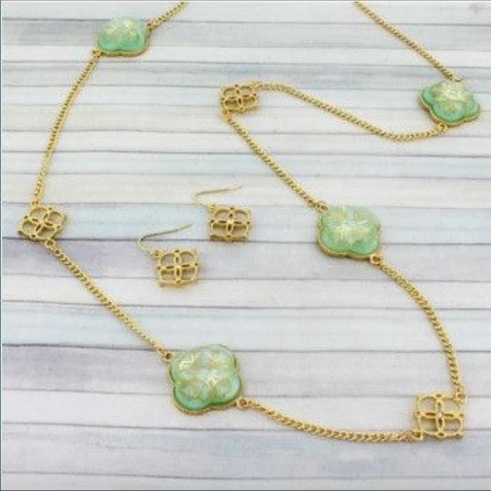 Necklace & Earrings Set